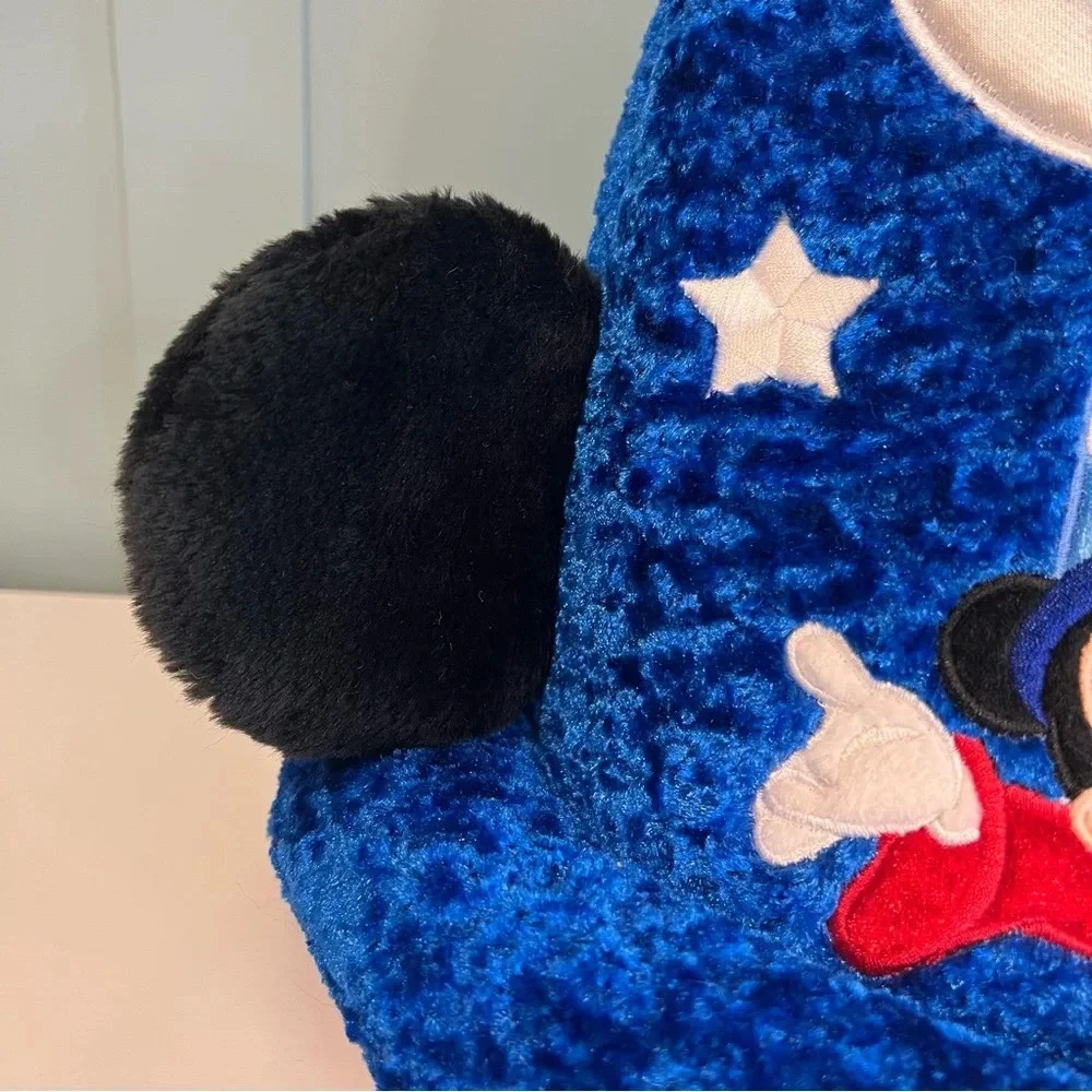 Disney Parks‎ Mickey Mouse Fleece Mouse Ears Embroidered Hat. Size Small.